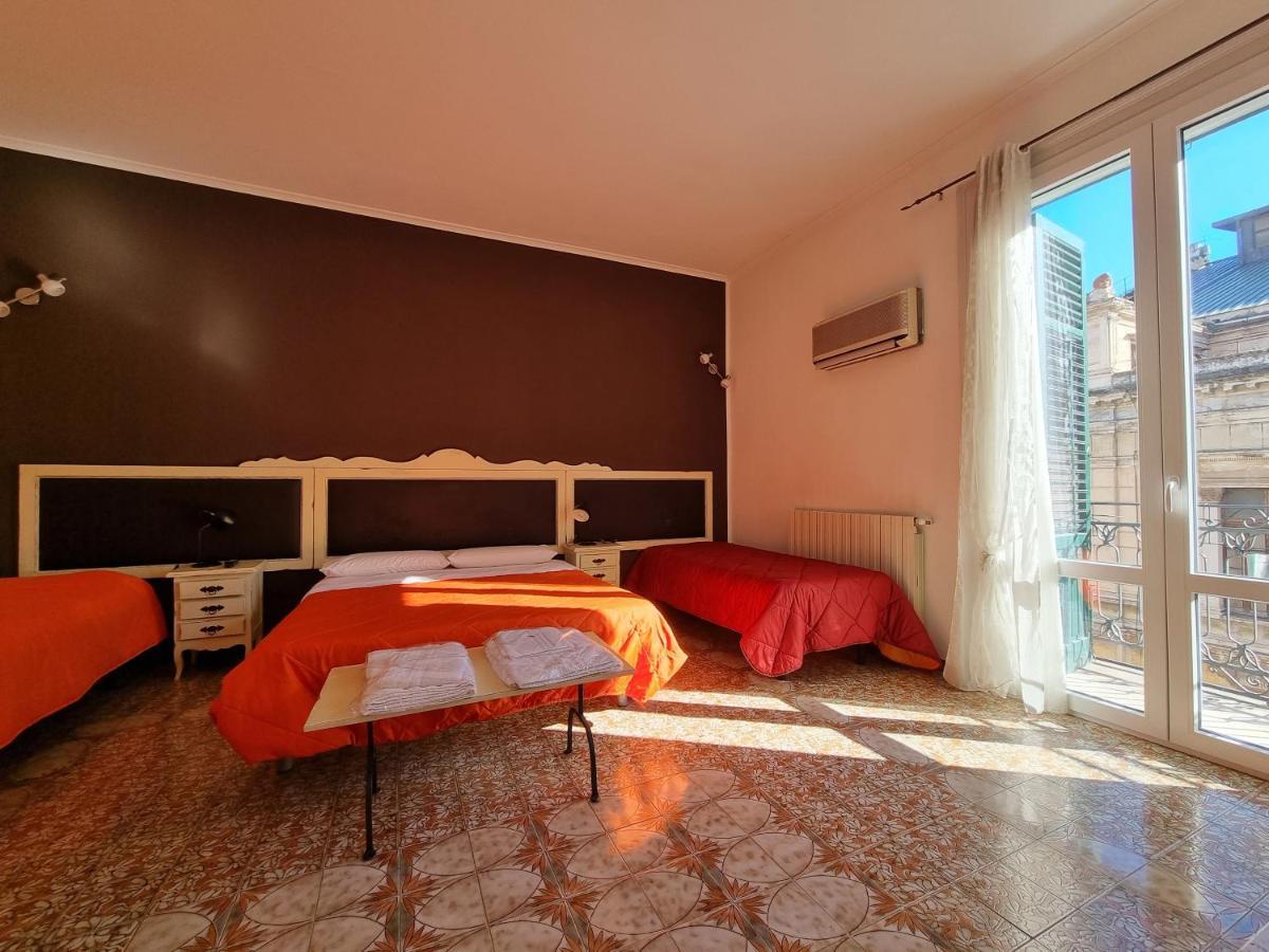 Piazza Politeama Leilighet Palermo Eksteriør bilde